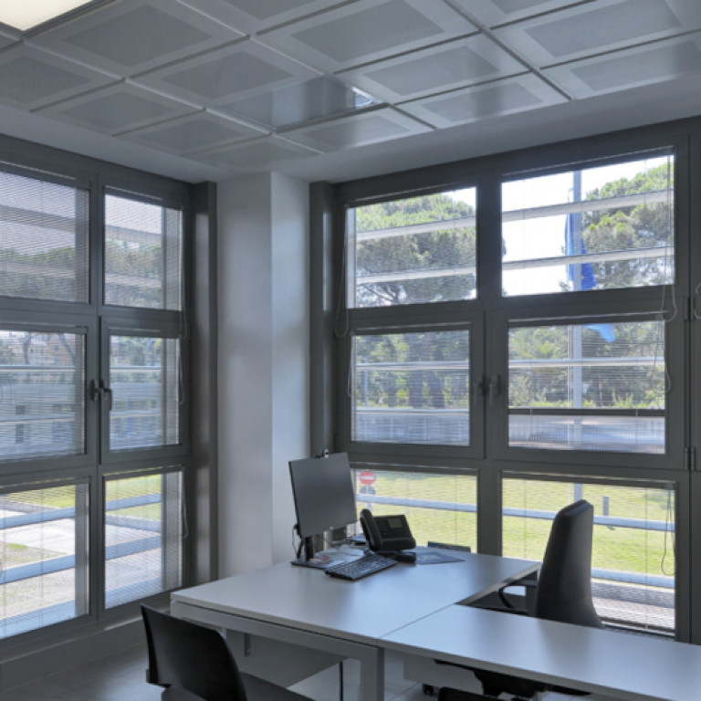 light1_hero.jpg light1_hero.jpg