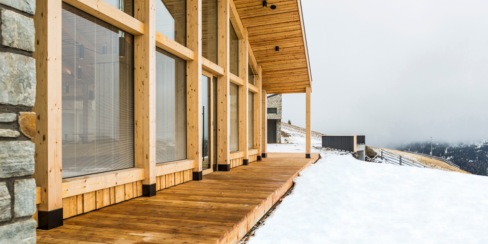 heiss_hero_sito.png heiss_hero_sito.png