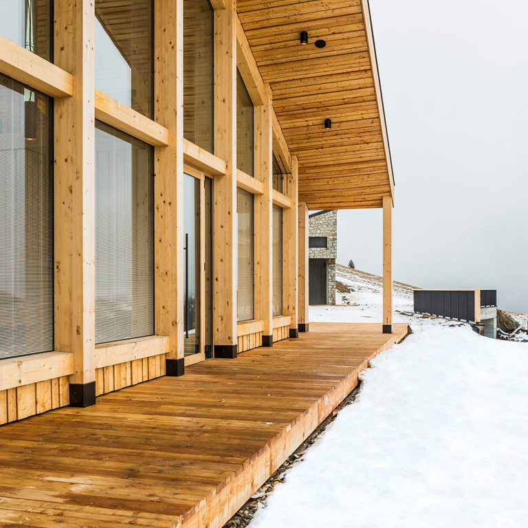 heiss_hero_sito.png heiss_hero_sito.png